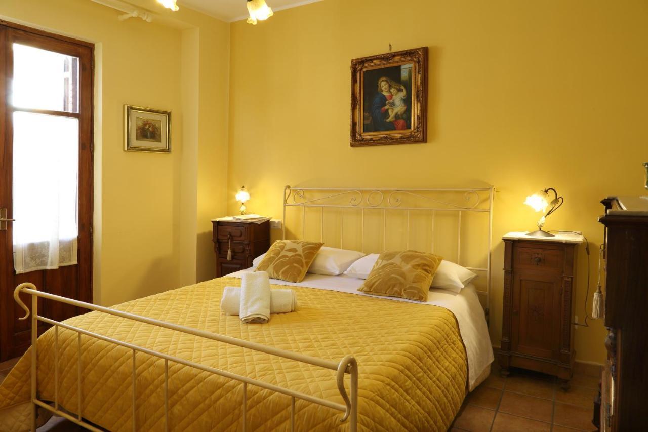 Апартаменты Casa Antico Borgo Cuseni Таормина Экстерьер фото